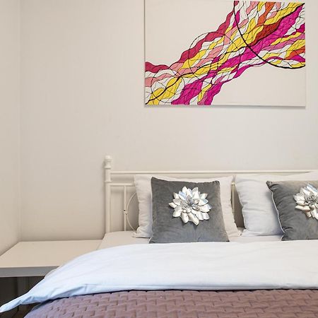 ורשה Wola Glamour Apartment מראה חיצוני תמונה