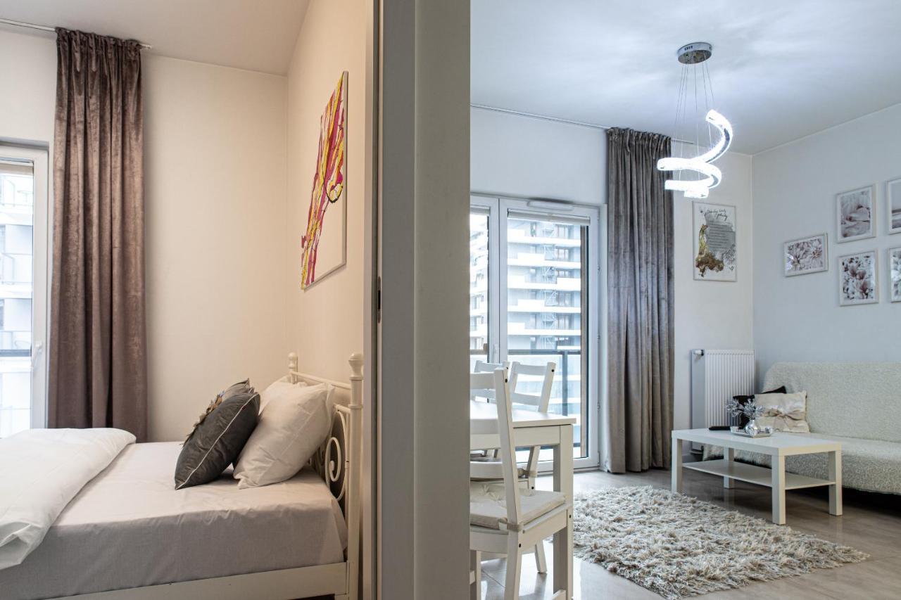 ורשה Wola Glamour Apartment מראה חיצוני תמונה