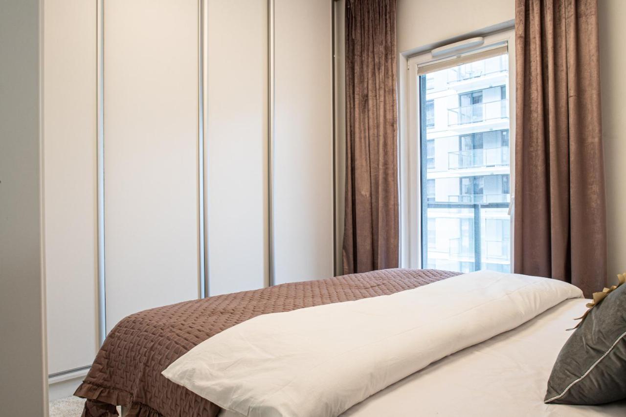 ורשה Wola Glamour Apartment מראה חיצוני תמונה