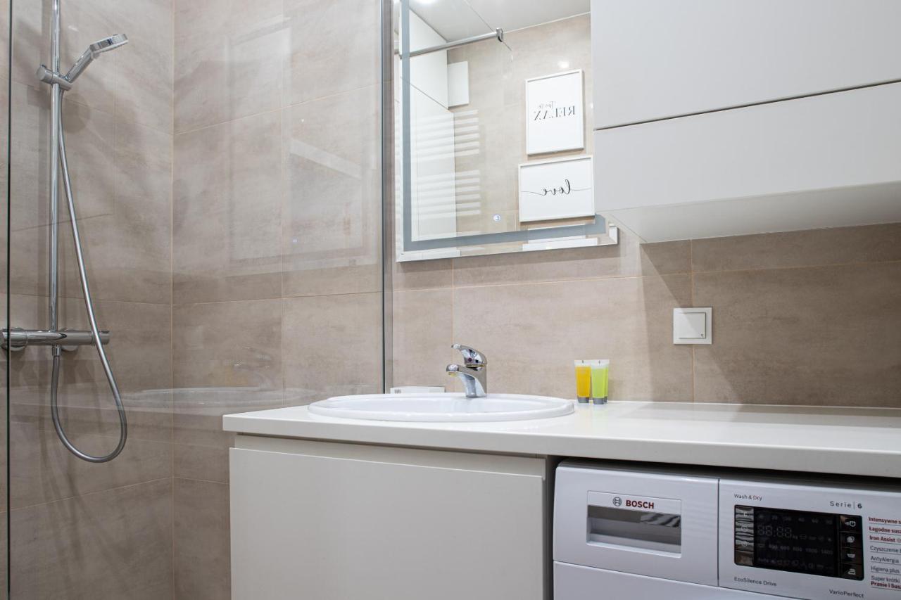 ורשה Wola Glamour Apartment מראה חיצוני תמונה